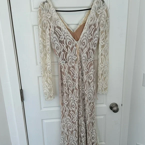 Jovani V-Neck Bridal Gown - Picture 4 of 10